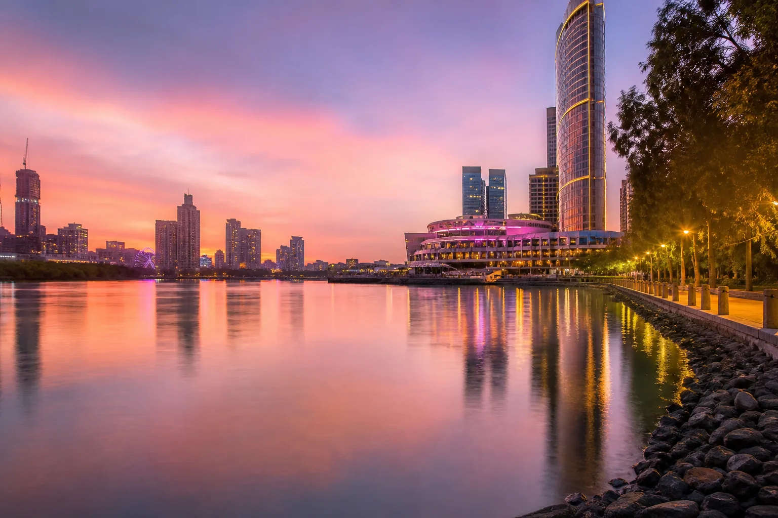 Editorial city guide graphic for Dolly Casino readers in Brisbane, QLD